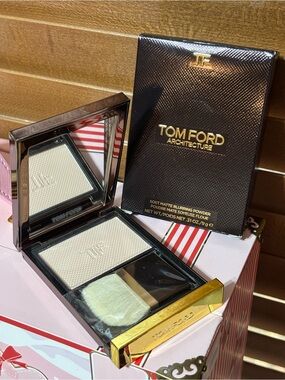 Tom Ford Architecture Soft Matte Blurring Powder
